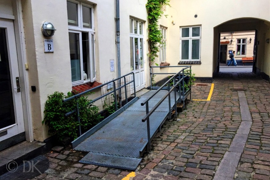 Wheelchair access to Hos Sofie's Forældre © AarhusPilot | Kirsten K. Kester